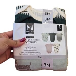 Member's Mark 3M Organic Cotton Baby Bodysuit - Green/Cream 5-Pack